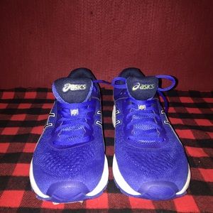 ASICS Sneakers, brand New Never Worn Size 10